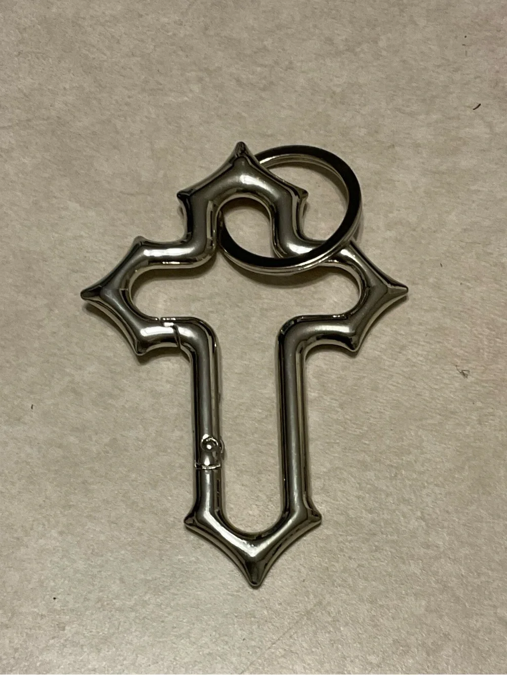 NWT Y2K Cross Carabiner Keychain, silver-tone, gothic/ grunge